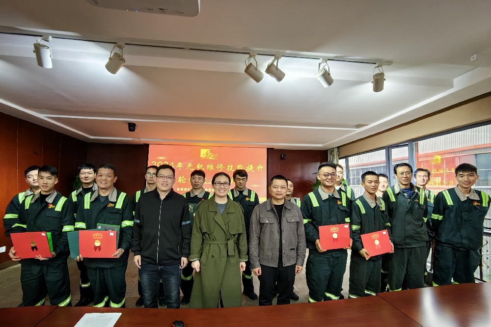 InsertPic_8E7C(11-12-13-00-10).jpg